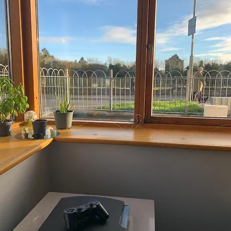 House With Castle View *